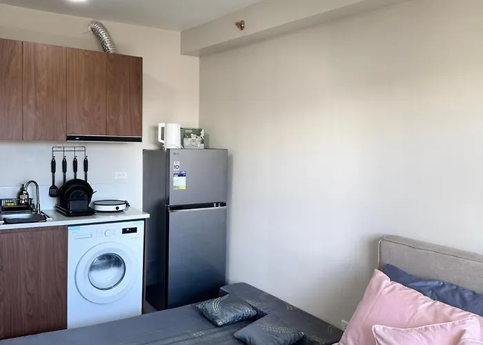 Cozy With Pool & Balcony Near Mactan Airport * Suba Basbas